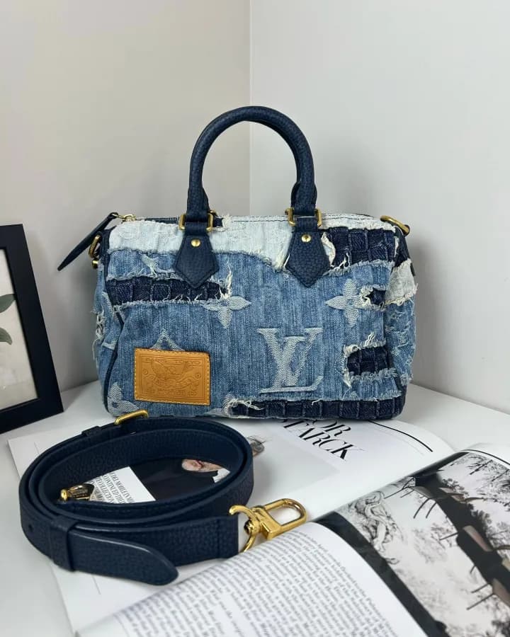 ルイ・ヴィトン LB x Nigo Speedy Bandoulière 25